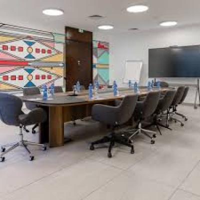 Bâtiment de 2 Niveaux Idéal pour Bureaux – Matam Corniche Nord